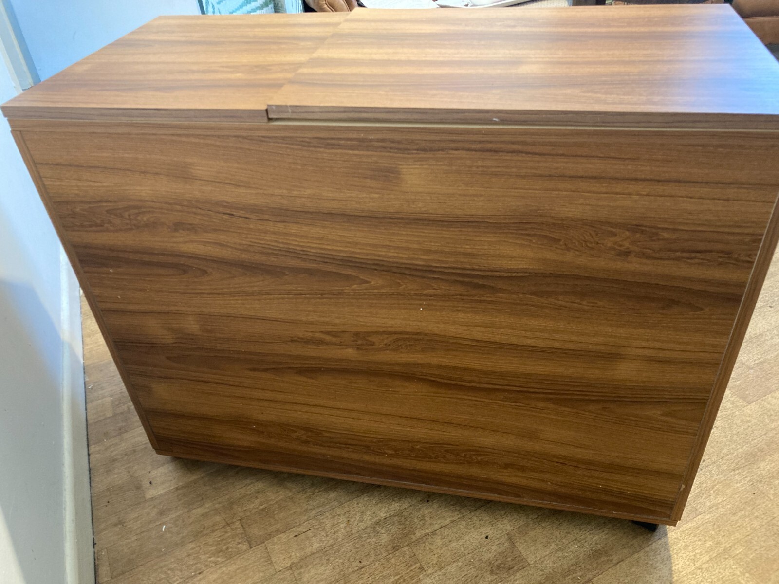 Horn Sewing Machine workstation Model no EC2 eBay