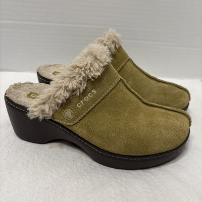 CROCS Women's Mule Style Clogs 11602 Tan/Olive/Gold Suede Faux Fur Lined ~ Sz 7