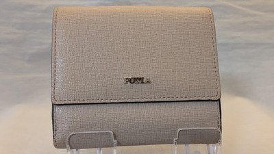 FURLA Bifold Wallet Beige Leather Compact Wallet Card Holder Women Italy