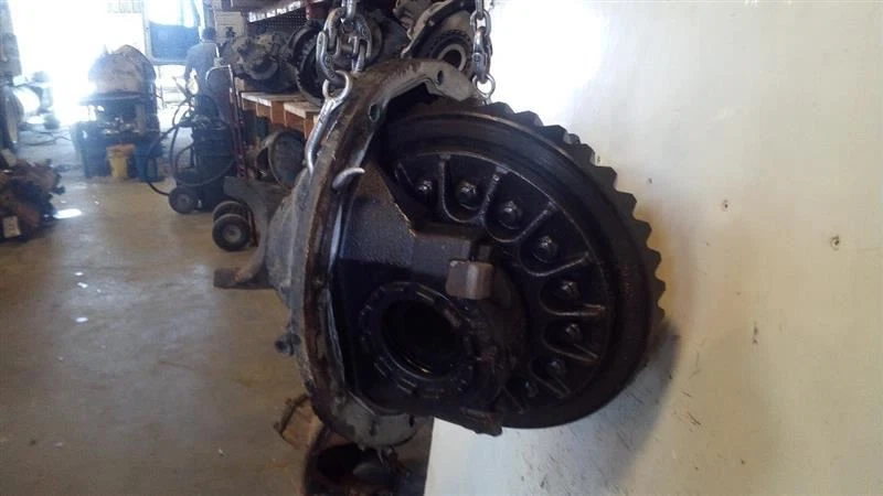 Eaton RSP40 Rear Carrier Assembly. 3.25 Ratio 41 Spline (7198438 Foto 2 de 4