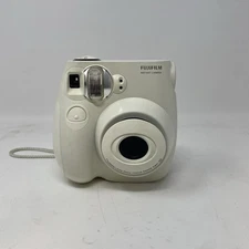 Fujifilm Instax Mini 7S Instant Camera White - Film Tested - Works Great