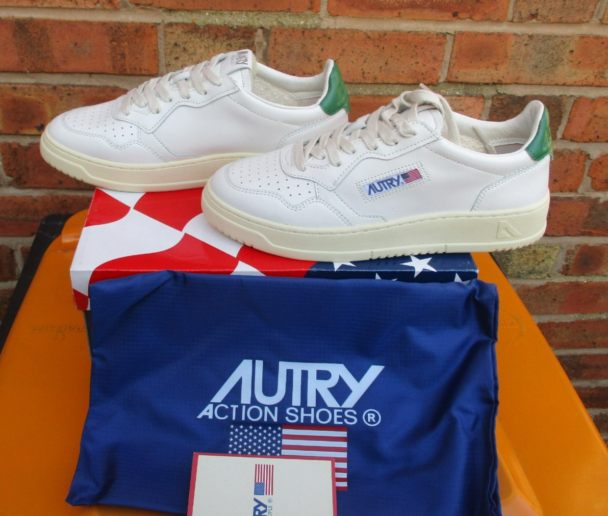Zapatillas deportivas para hombre Autry Medalist Low Aulm LL20 blancas/verdes Euro 41 UK 7
