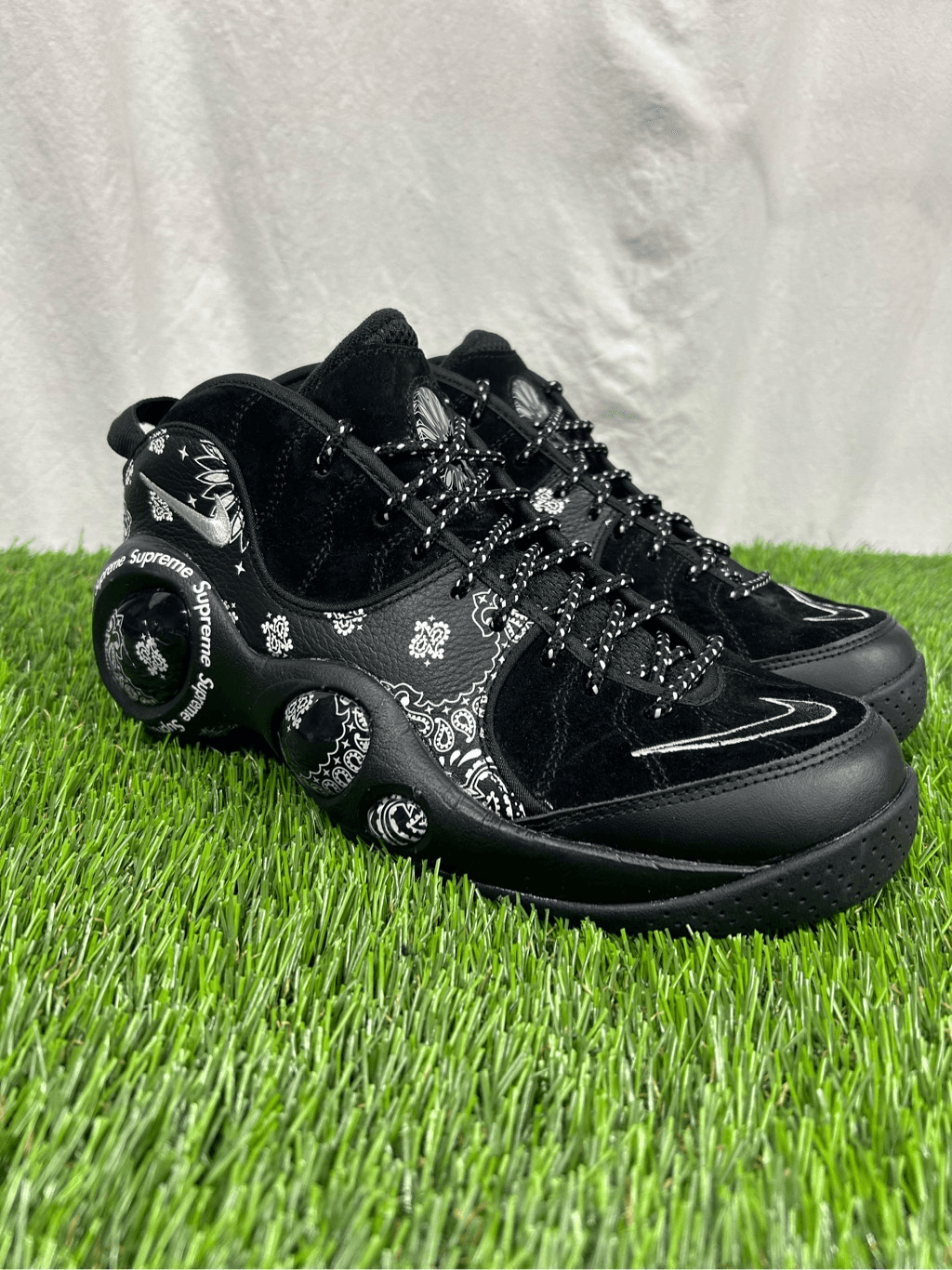 Size 8 - Nike Supreme x Air Zoom Flight 95 SP Black
