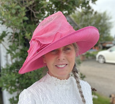 Pink Lighter Raspberry Coloured House of Fraser Hat (877) UK