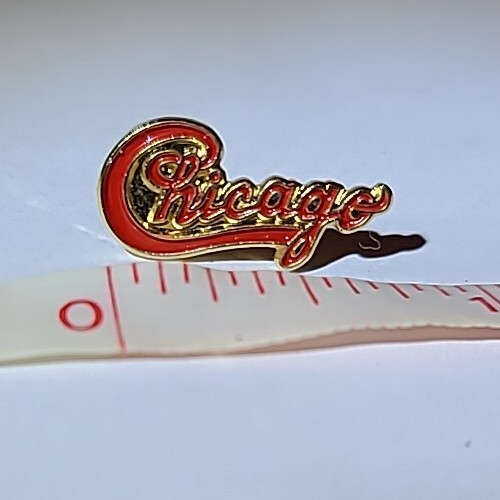 Vintage Chicago Bulls Band Hat Metal Pin