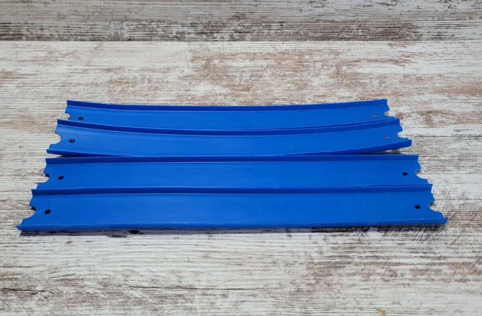 Hot Wheels Lot of 4 Blue Straight 11 1/2 inches Long Track Pieces. - Image 2 of 4