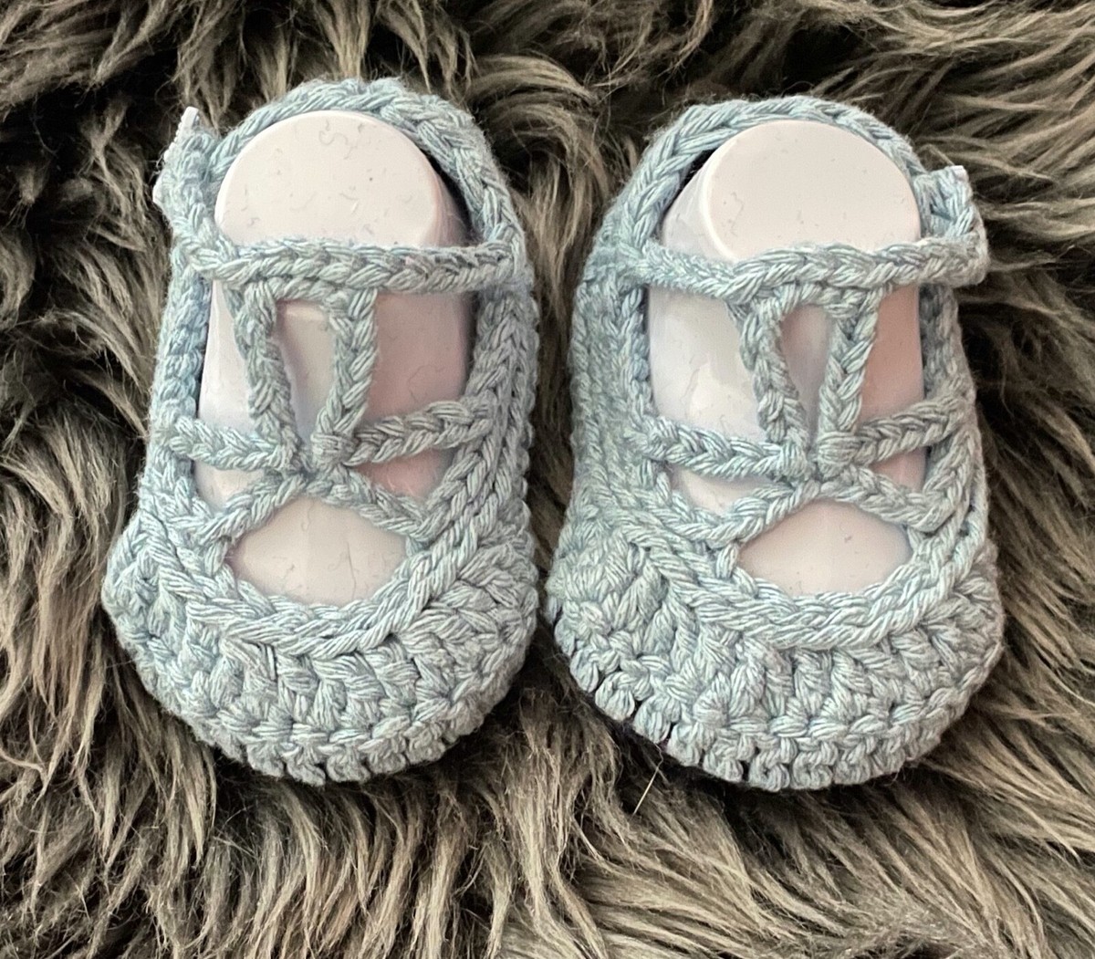 Hand knitted /crochet baby button shoe/slippers Mary Jane style