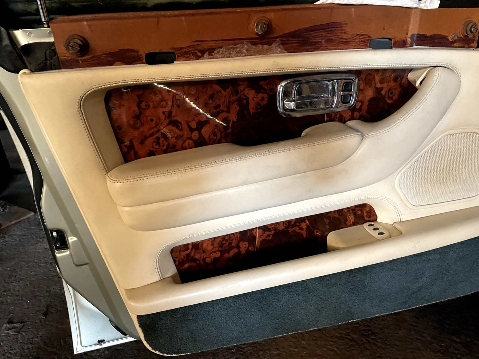 BENTLEY ARNAGE RL GAUGE, ROLLS ROYCE SERAPH. THE WORLDS LARGEST USED INVENTORY