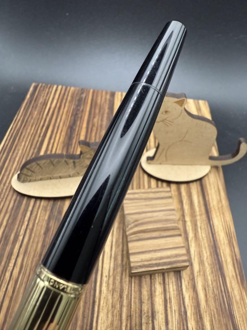 Montblanc No.227 585 EF Fountain Pen Vintage 1970s Gold Cap