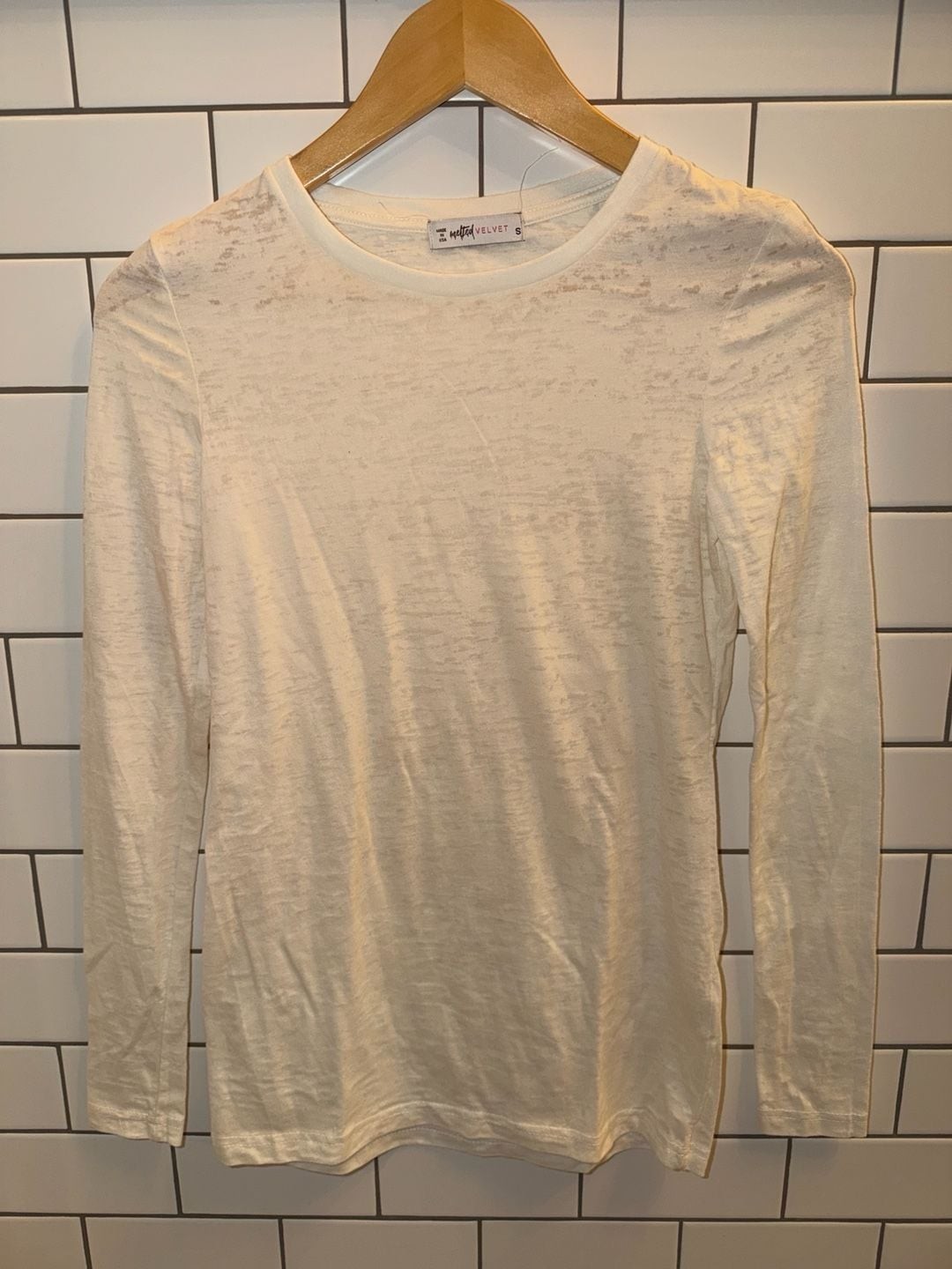 Melted Velvet Cream Slub Knit Sheer Long Sleeve Tee, photo 2