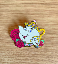 DISNEY DLP BEAUTY AND THE BEAST MRS POTTS, CHIP & RED ROSES PIN