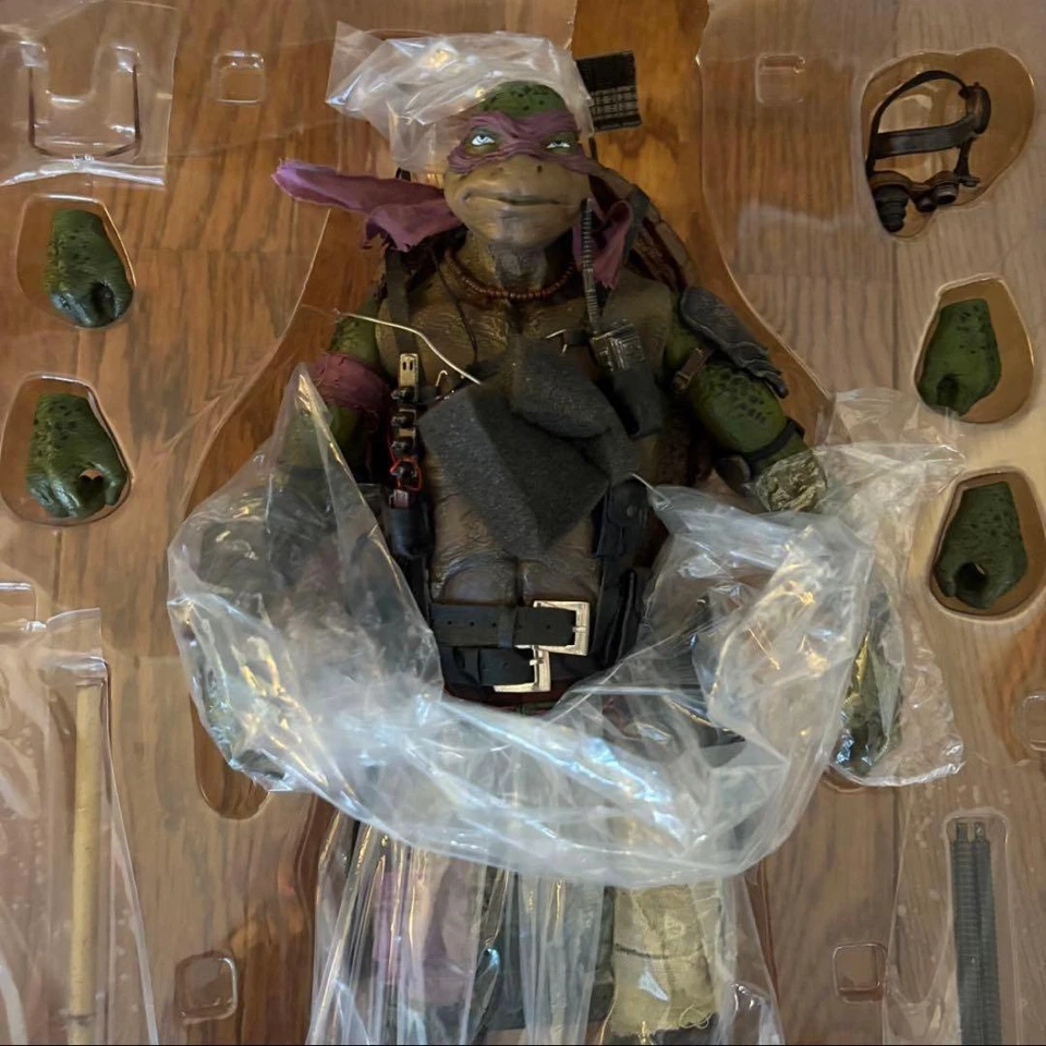 Boneco ThreeZero Teenage Mutant Ninja Turtles The Movie Donatello escala 1:6 - Imagem 3 de 4