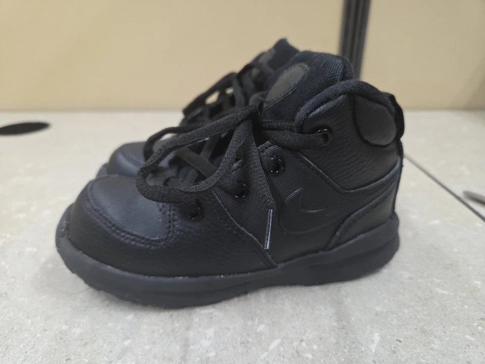 Nike Manoa Leather Boots Black BQ5374 001 Toddler Kids Size 10C - Image 3 of 4