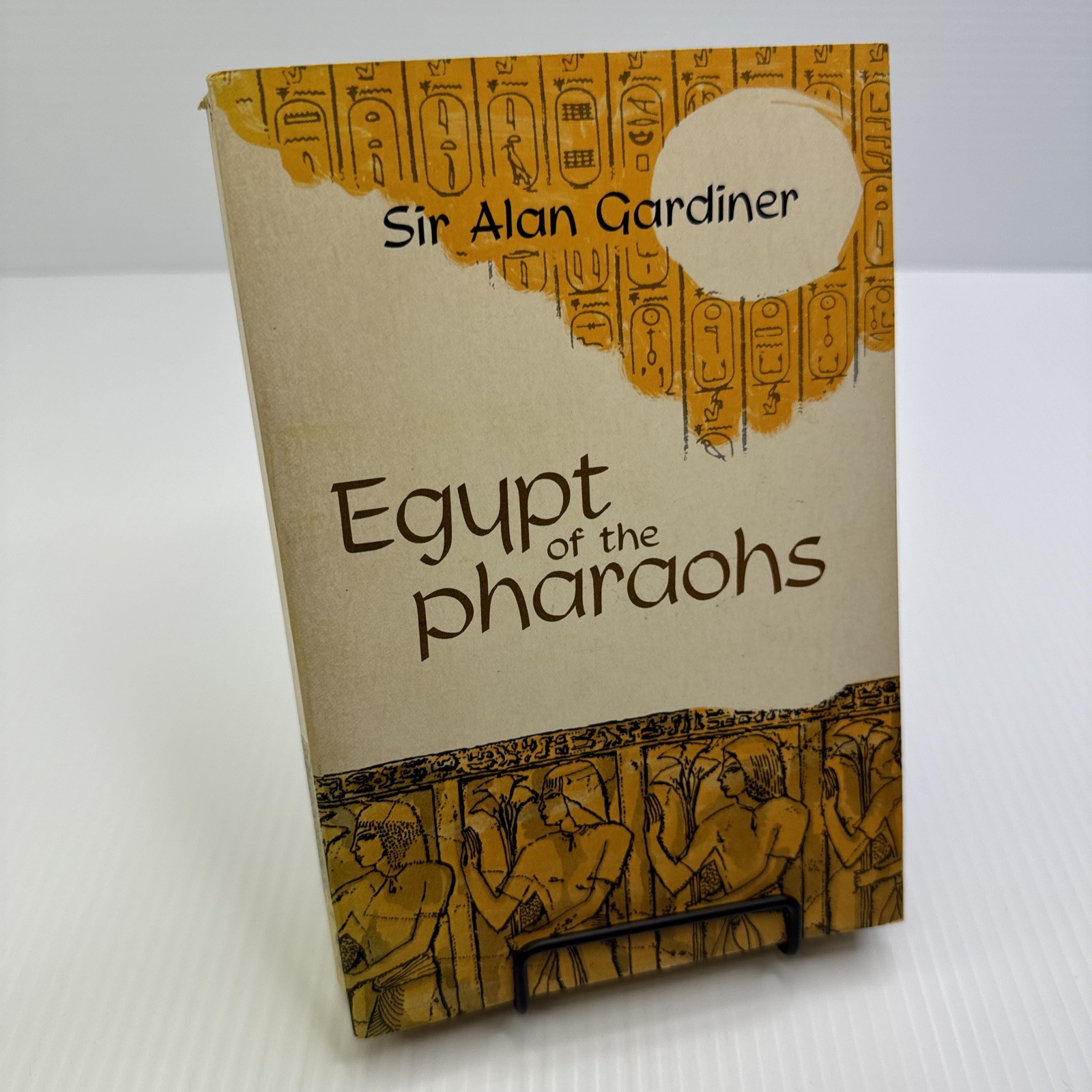 Egypt of the Pharaohs An Introduction Sir Alan Gardiner 1964 PB Oxford Press