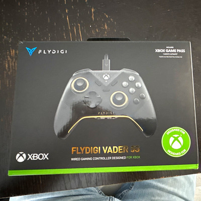 Flydigi Vader 5S Wired USB Controller for Xbox/PC, Black/Gold, 3m Cable