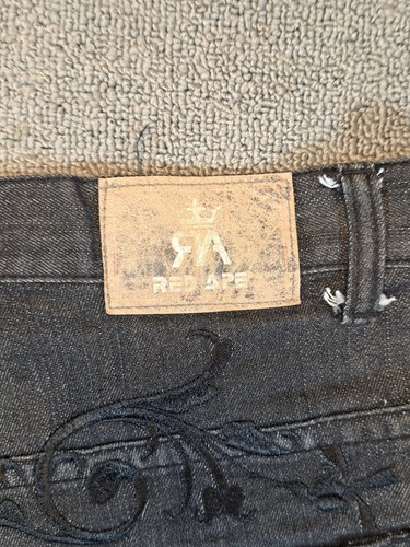 Y2K Red Ape Size 42 Baggy Skater Embroidered Black Rare Jorts Denim longs - Picture 3 of 10