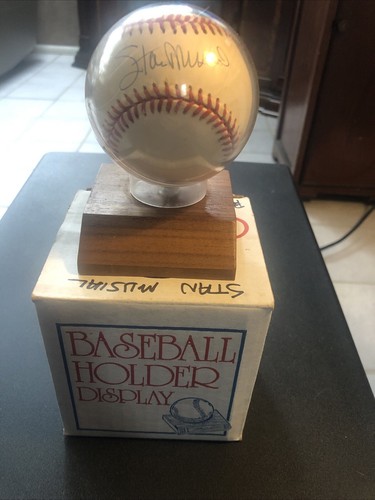 STAN MUSIAL AUTOGRAPHED BASEBALL WITH BALL CUBE - Picture 8 of 8