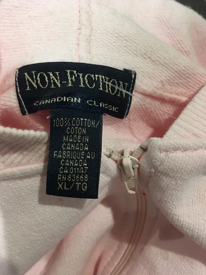 Nuevo con etiquetas Sudadera rosa bebé clásico canadiense de no ficción para mujer talla XL Foto 3 de 3
