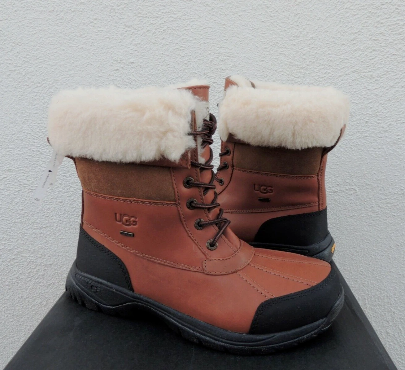 UGG BUTTE WORCHESTER WATERPROOF SUEDE LEATHER SNOW BOOTS, MEN US 9/ EUR 42 ~ NEW
Opens in a new wind