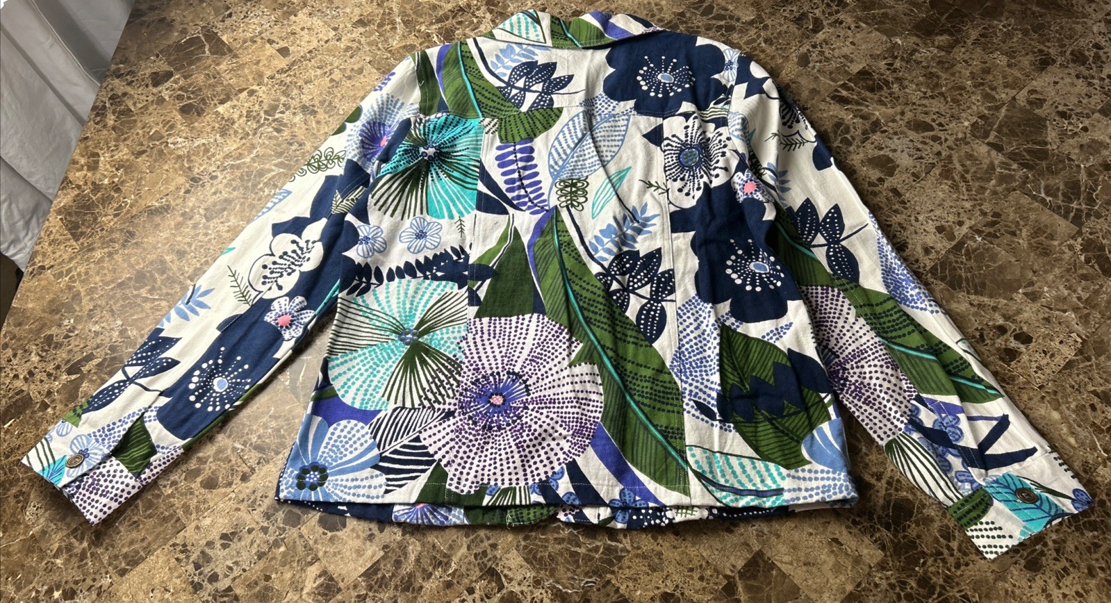 BFA Classic Women’s Basic Jacket Button Down Size… - image 4