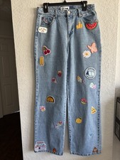 Trendy Jeans Will Make An Statement Women's Jeans