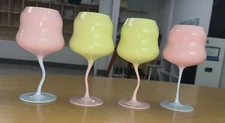 4 ZIGZAG Z STEM WINE GLASS BENT CROOKED WAVY STEM PASTEL PINK BLUE YELLOW GOBLET