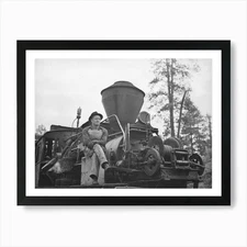 Untitled Photo, Possibly Related To Framed Wall Art Poster Canvas Print Picture