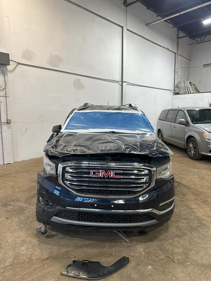 17 18 19 20 21 22 23 GMC ACADIA Alternator - Image 2 of 4