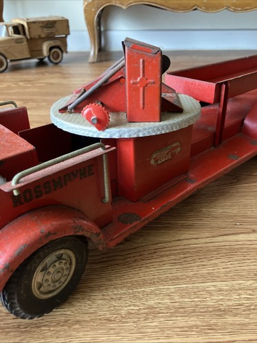 Vintage Doepke Rossmoyne Model Toys Ladder Fire Truck Pressed Steel 1950s - Picture 4 of 22