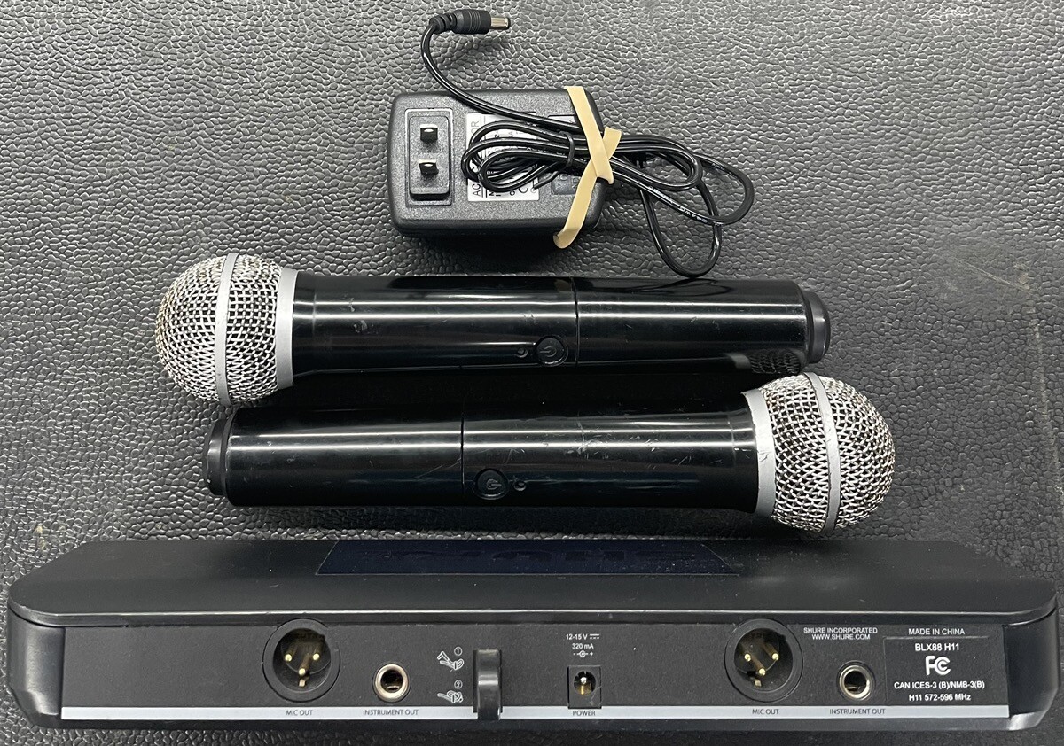 SHURE BLX88 RECEIVER WITH TWO SHURE BLX2 MICROPHONES (PD3036100) eBay
