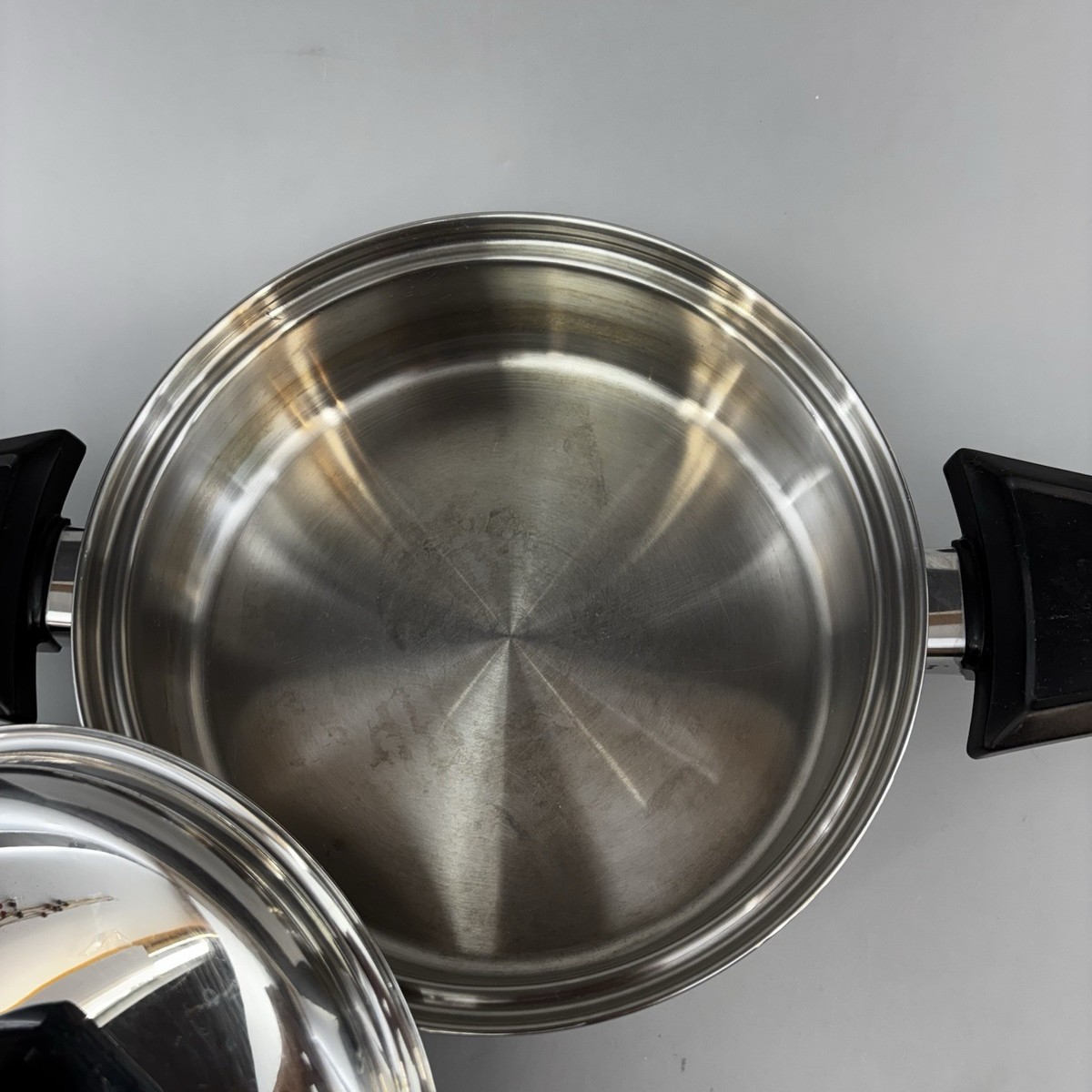 Royal Queen Temp Tone Plus 5 Ply Stainless Steel Multi Core 8