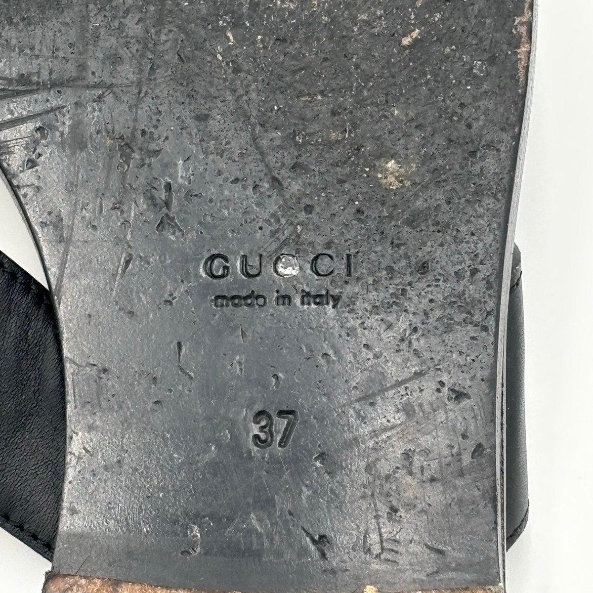 Gucci GG Black Interlocking Logo Flat Thong Sandal Gold Flip Flop