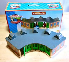 Thomas The Tank Engine Friends Wooden Railway Roundhouse 99320
