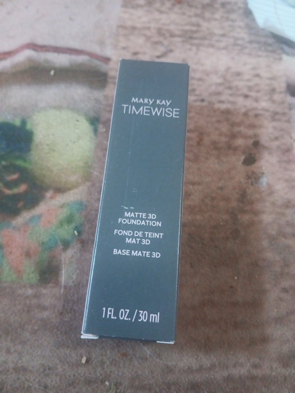 Mary Kay Timewise MATTE 3D Foundation Beige W 190 NEW IN BOX
