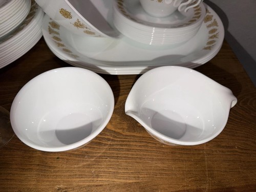 Vintage Schmetterling Gold Corelle Lot Teller Tassen Salz/Pfeffer Teller Schüsseln 58 Teile - Bild 4 von 19