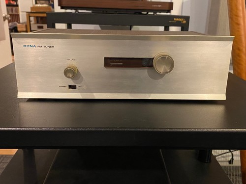 Dyna FM Tuner Radio Model FM-3 Receiver Turns on