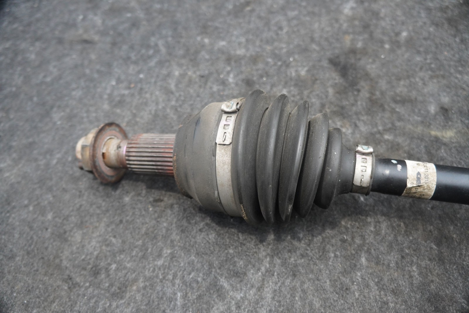 Front Left CV Axle Shaft 670007077 OEM Maserati Quattroporte S Q4 2014-17+