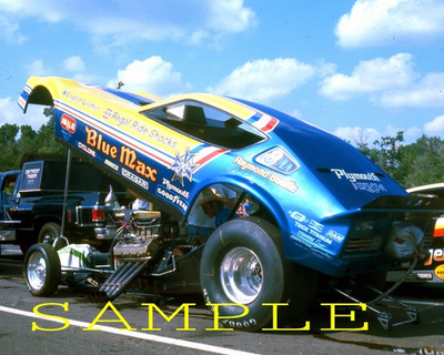 #ad RAYMOND BEADLE BLUE MAX FUNNY CAR IN THE STAGING LANES 8X10 GLOSSY PHOTO #8T $2.69