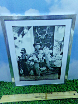 CABBAGE PATCH KIDS PICTURE  HANDSIGNED. XAVIER ROBERTS W/CABBAGE SOFTY KIDS VHTF