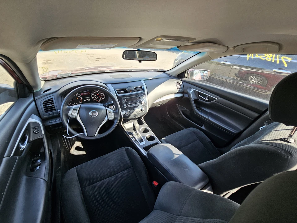 Used Front Left Door Window Regulator Front fits: 2015 Nissan Altima electric Sd - Image 3 of 4