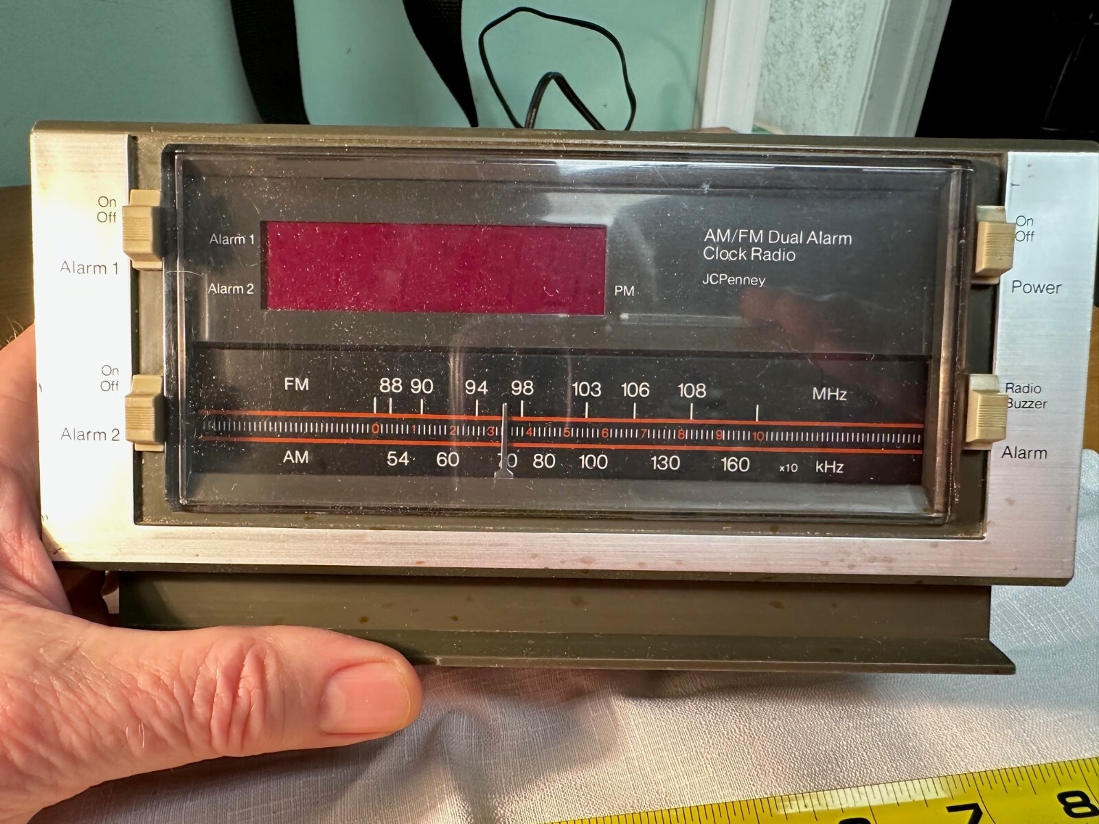 Vintage JC Penny Am-Fm Dual Alarm Clock Radio Model 680-3795
