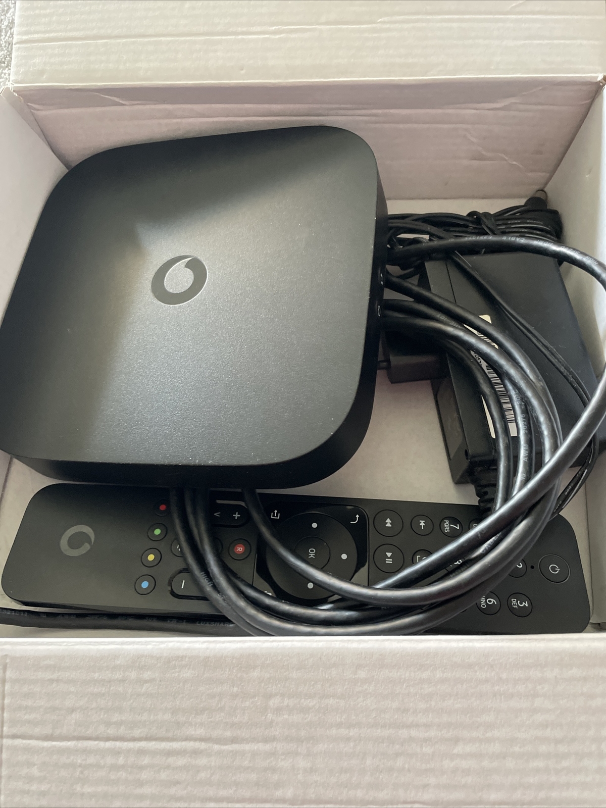 Vodafone Giga TV Cable Box 2 Siehe Fotos eBay