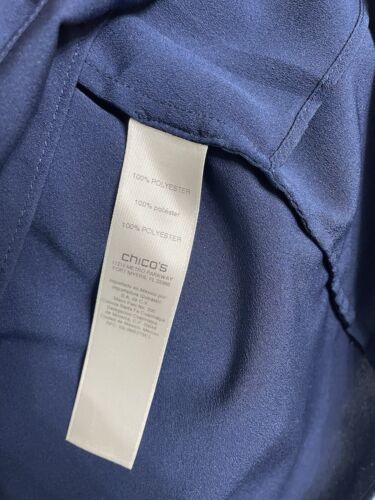 Camicetta Chicos blu navy con colletto a V LS bottoni oro donna XL (3) carriera - Foto 3 di 9