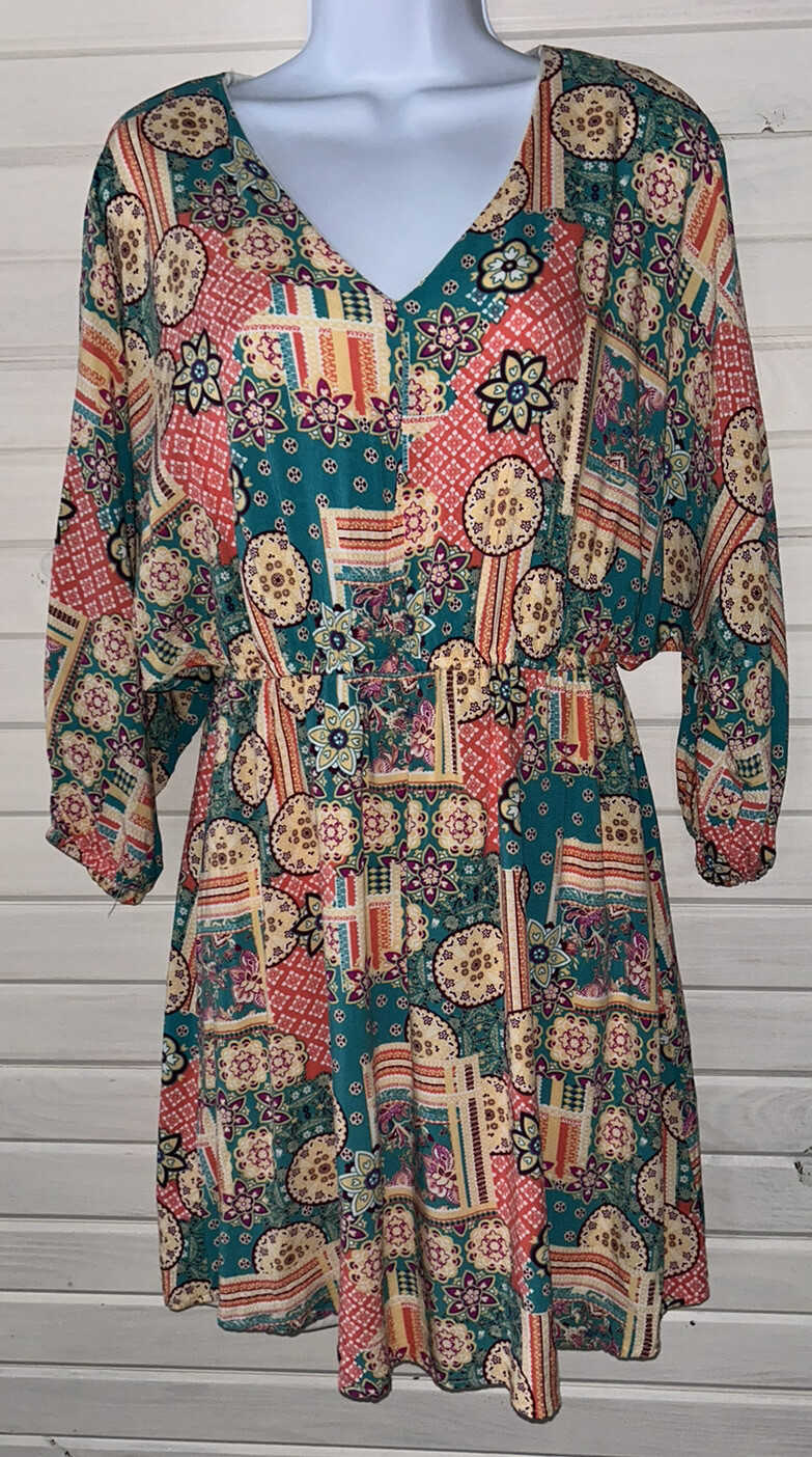 Savanna Jane Sz MEDIUM Patchwork Print Dress Dolm… - image 1