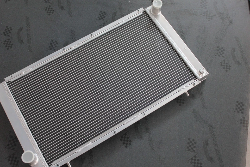 Radiador de aluminio Fit Subaru Impreza WRX STi GC8 GF8 2,0 L EJ20 Turbo 1992-2000 Foto 3 de 4