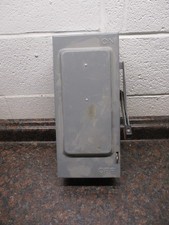 SQUARE D H361 FUSIBLE SAFETY SWITCH 600VAC 3 PHASE 30A FREE SHIPPING