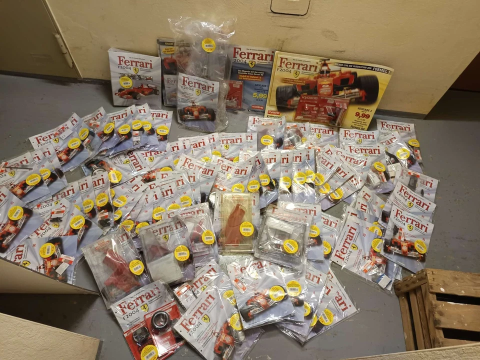 DeAgostini 1:8 Orginalverpackter Bausatz d. Kyosho Ferrari F2004 mit 78+1 Teile  - Bild 4 von 4