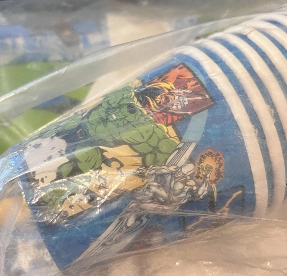 Juego de 8 tazas de superhéroes vintage 1996 Party Express Marvel platos servilletas mesa Foto 3 de 4