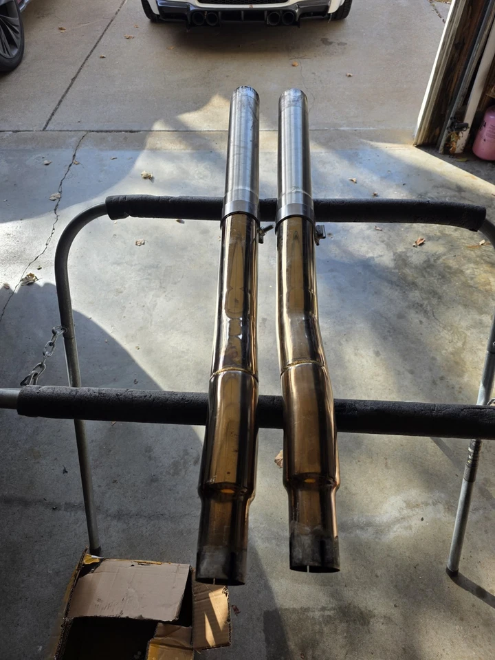 JAGUAR F PACE V6 RESONADOR BORRAR TUBO MEDIO PERSONALIZADO Foto 3 de 4