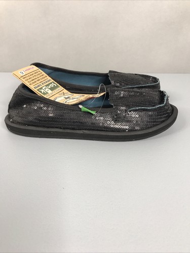 Sanuk Limelight Sidewalk Surfer Women’s Sz 6 Black Sequins Slip On New - Picture 1 of 14
